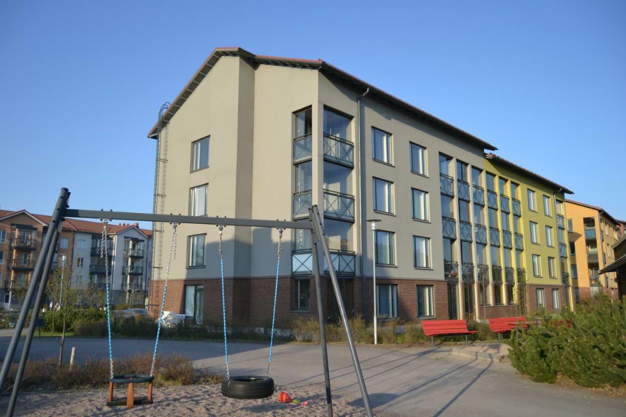 Galaxy Apartments Airport 万塔 外观 照片