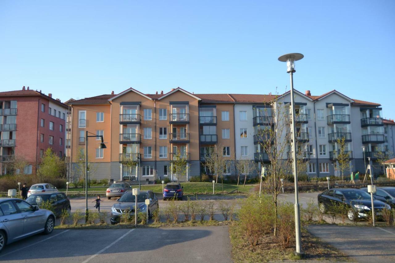 Galaxy Apartments Airport 万塔 外观 照片